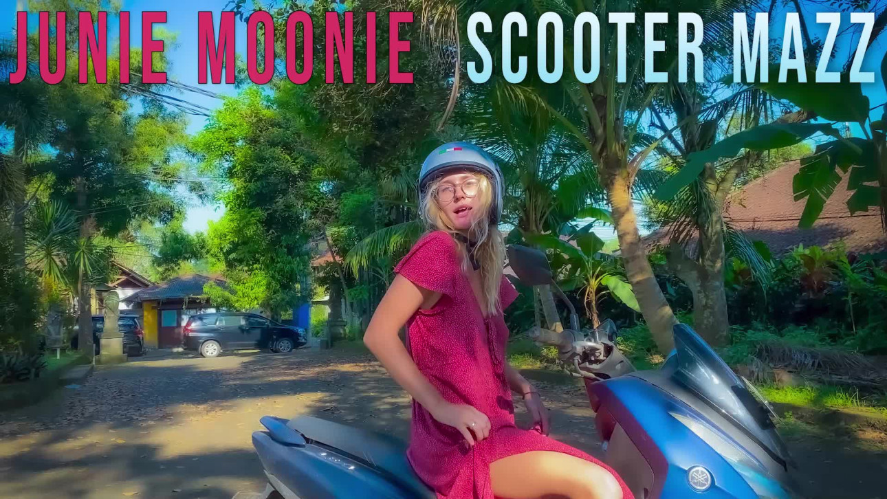 Girls Out West Junie Moonie Scooter Mazz